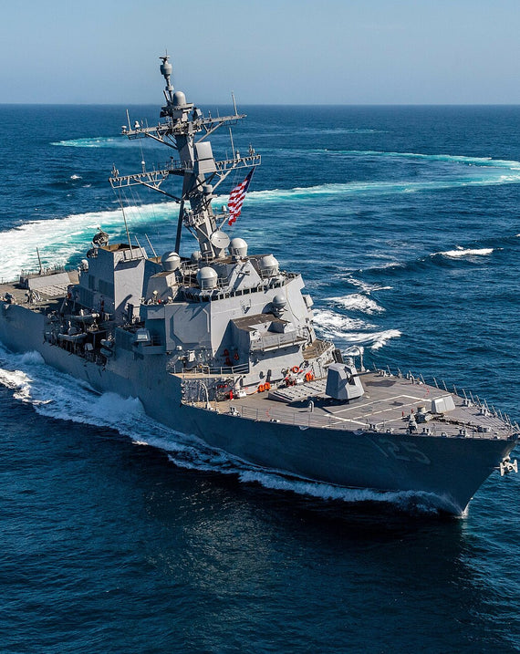 US Navy Destroyer